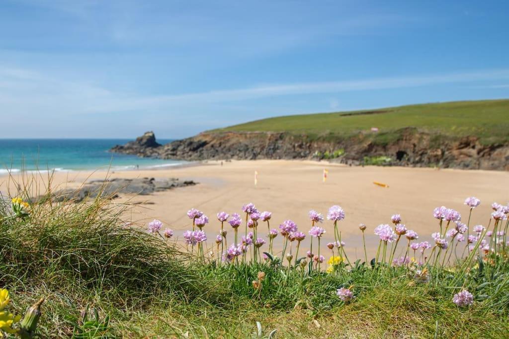 Trethvor House Ensuite Double Room With Free Parking In Quiet Residential Area Padstow Exterior photo